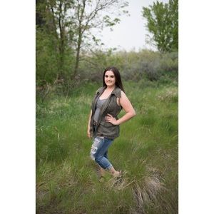 Meet your Posher, Hailey